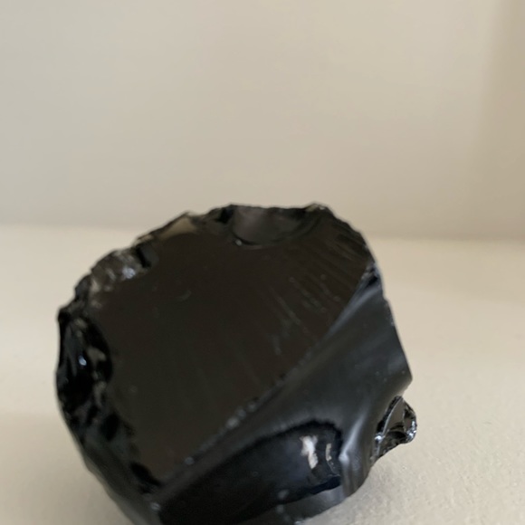 Obsidian Raw Crystal - Picture 3 of 3